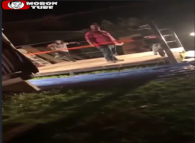 Video: He jumps into a ring with his legs exploding (Fake)
